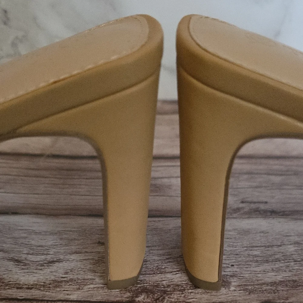 THE DROP Neutral Tan Gold Studded Strappy Heeled Sandals Size 9 - Picture 6 of 13